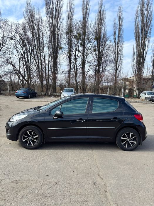 Продам Пежо Peugeot 207