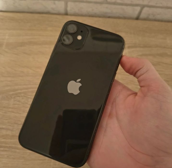 Witam spszedam iphone 11 64gb tylko blik na numer