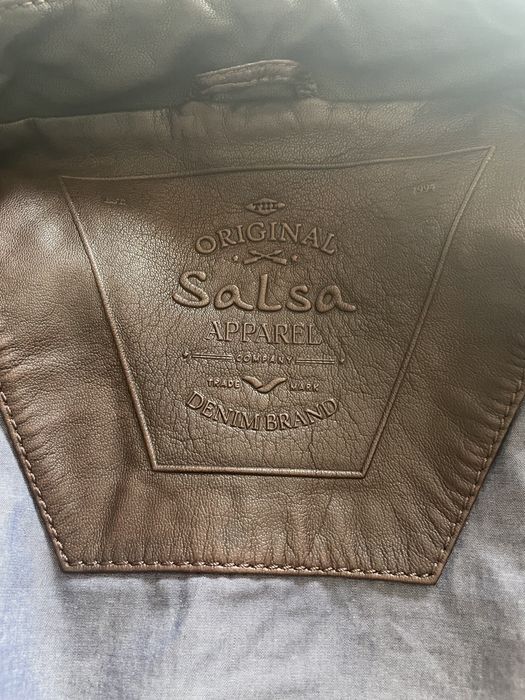 Casaco de pele verdadeira marca Salsa como novo