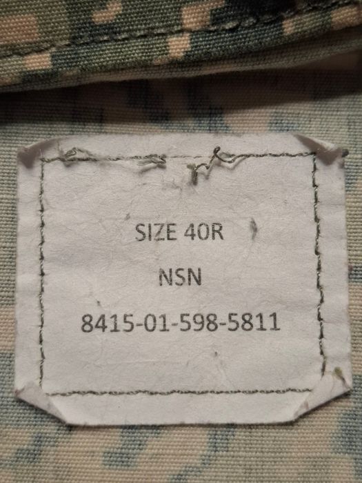 US Air Force ABU Kurtka Wojskowa Tiger Stripe 40R Oryginał USAF Naszywki