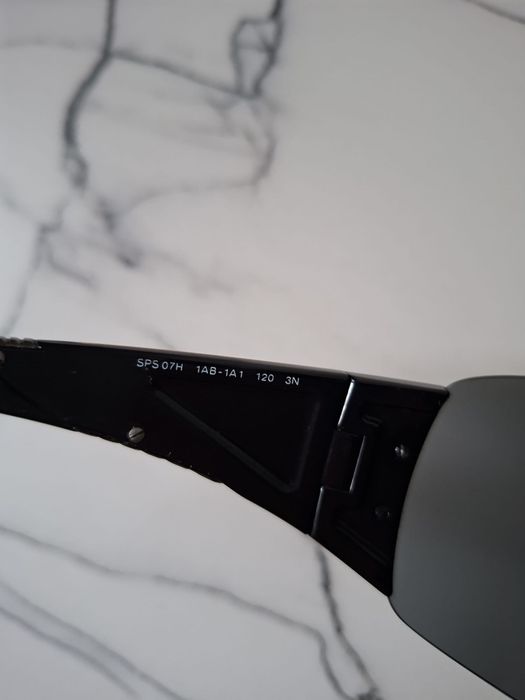 Okulary firmy Prada