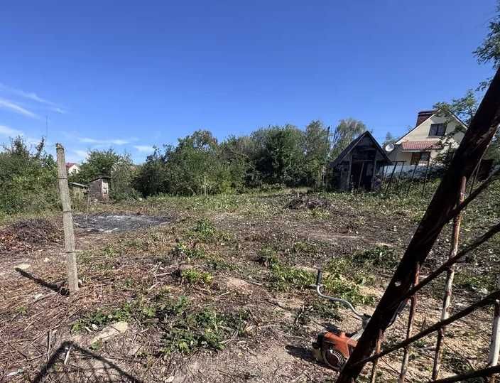 продам земельну ділянку в м.Берегове біля термальних басейнів Жайворонок