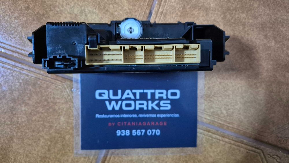 AUDI A4 B5(8D)-Climatronic /Módulo Sofagem Facelift 1Din 8D0,820043M