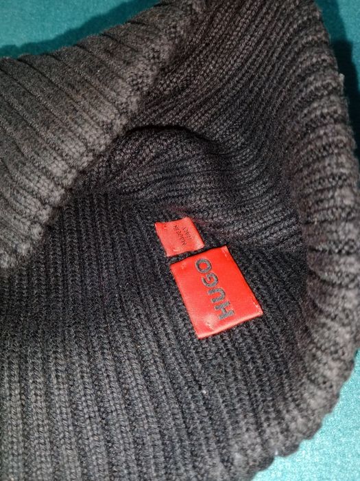 Gorro de pescador HUGO Red xush em preto