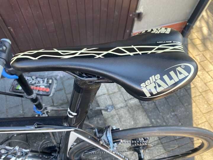 Rower szosowy CIPOLLINI RB08K
