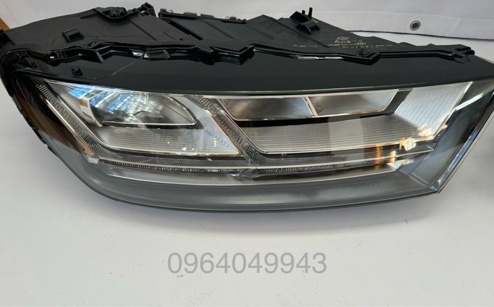 Фари AUDI Q7 4M FULL LED ауді ку 7 права ліва