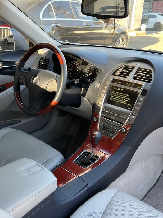 Продам Lexus Ideal