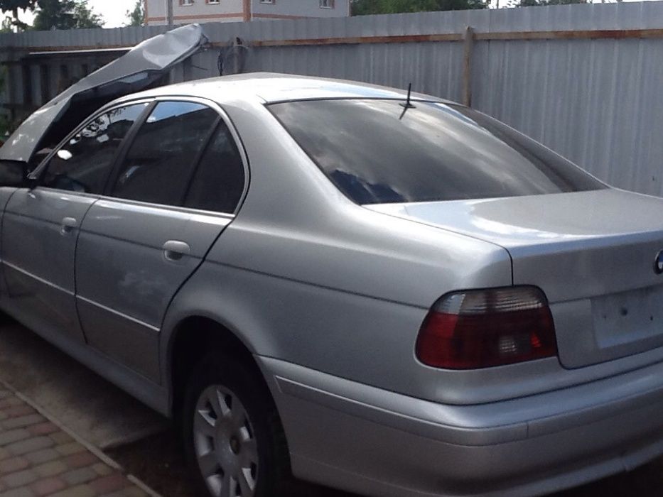 BMW E39 M57 525D 04/2002 года после дтп