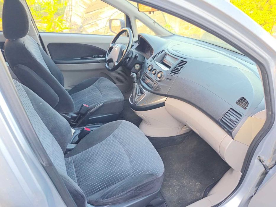 Mitsubishi Grandis 2.0 Diesel 7 lugares