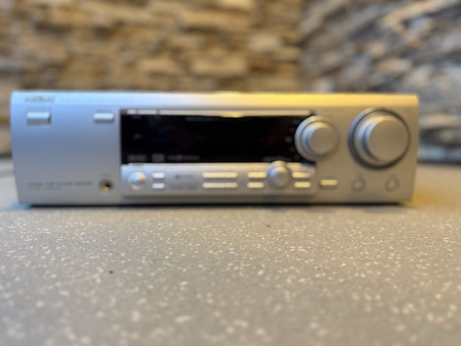 Sprawny amplituner Philips