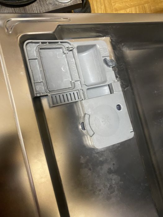 посудомийна машина Beko DFN05211W (60 см)