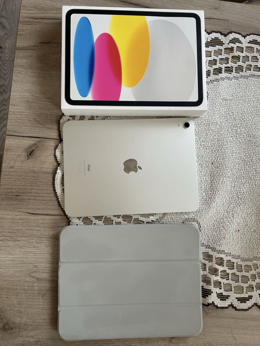 Apple Ipad 10 generacji  2022  + Etui