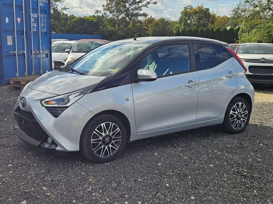 Toyota Aygo 1.0i skóra, kamera