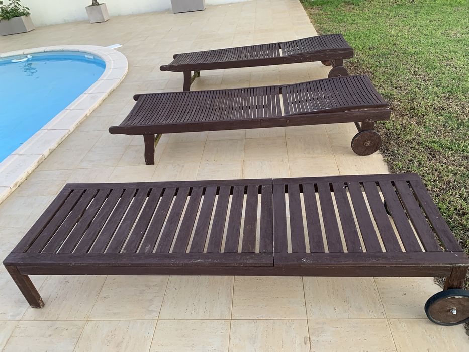 esperguiçadeiras madeira + capas de proteção