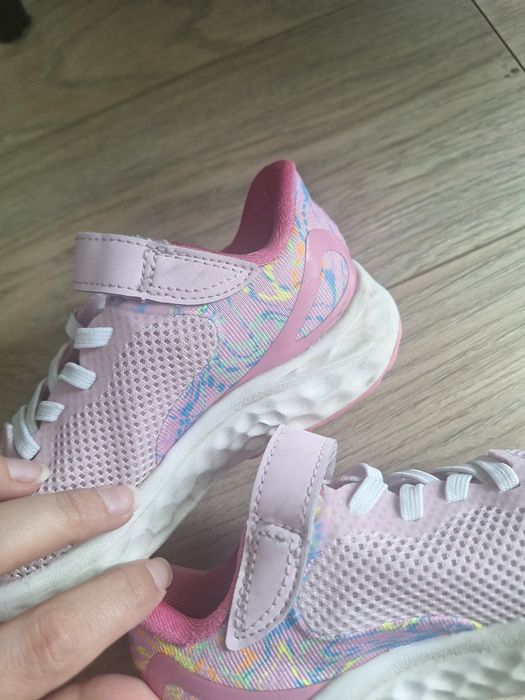 Buty New balance Arishi 28 rozmiar
