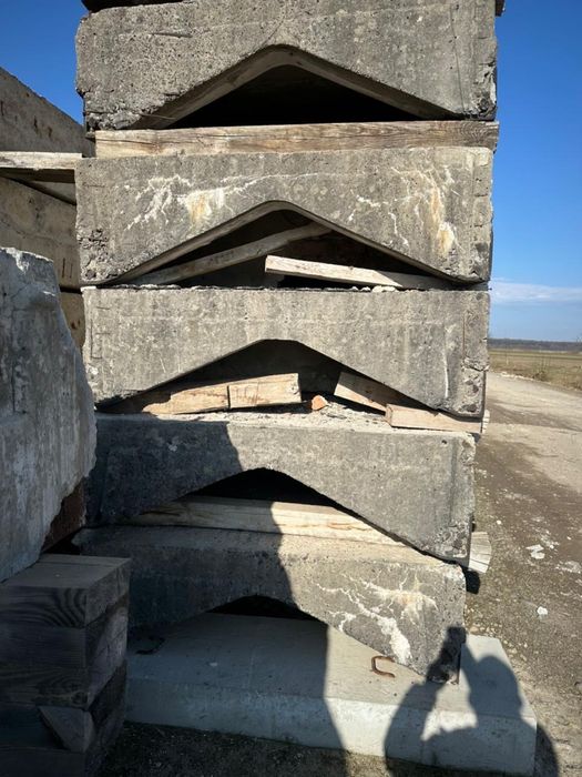 Плити перекриття  12*1,5*0,45м.-15шт.