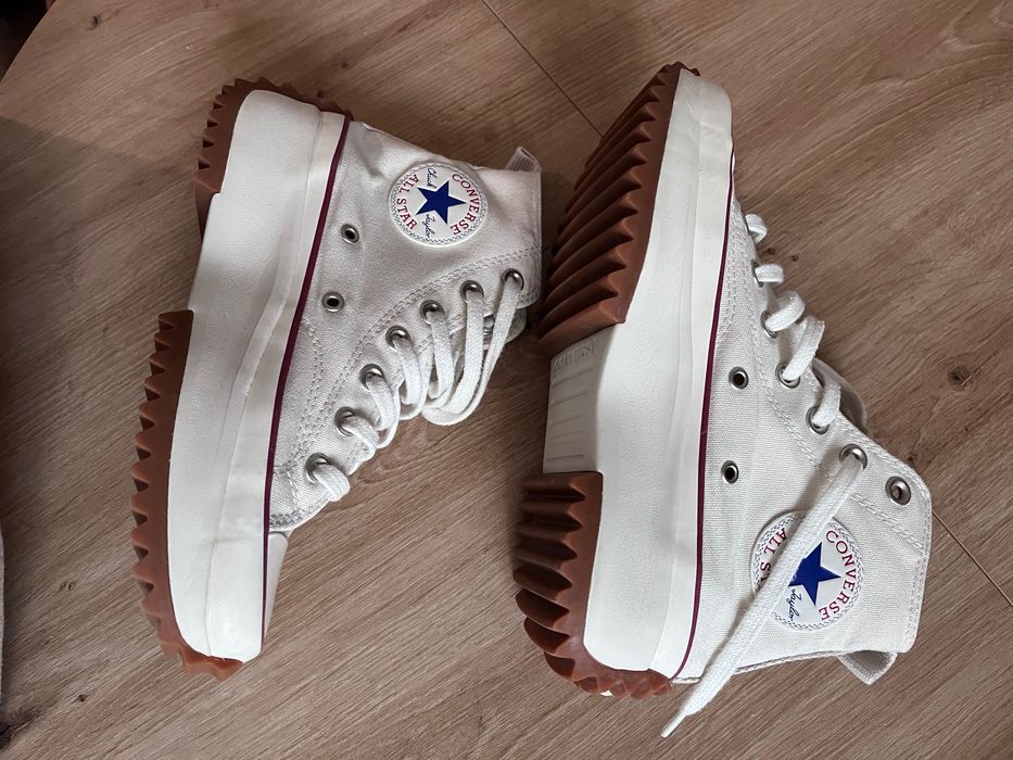 Wysokie trampki Converse na platformie