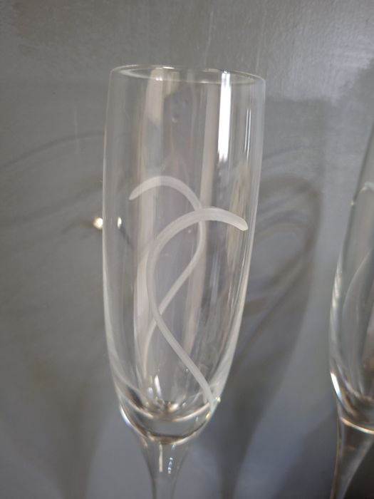 Copos em cristal maciço noivos