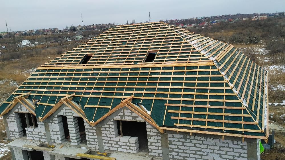 Кровельные работы. Монтаж кровли. Замена старой кровли на новую