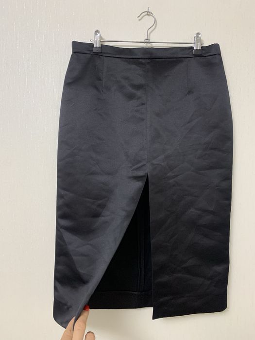 Zara миди  юбка из атласа