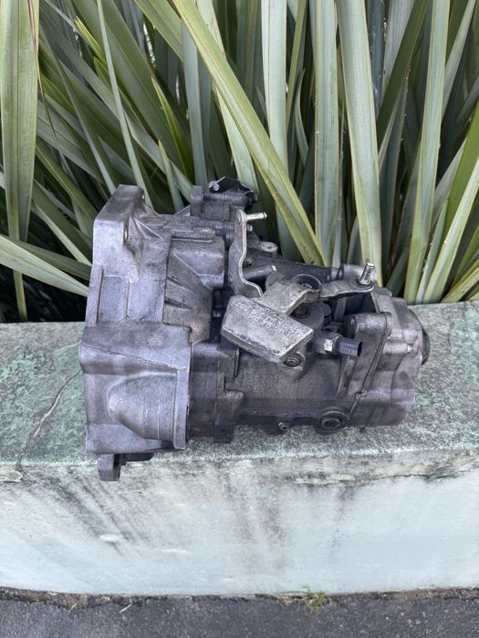 Caixa de Velocidades 6 ZSB 1K0 - VW Golf 5 1.9 TDI