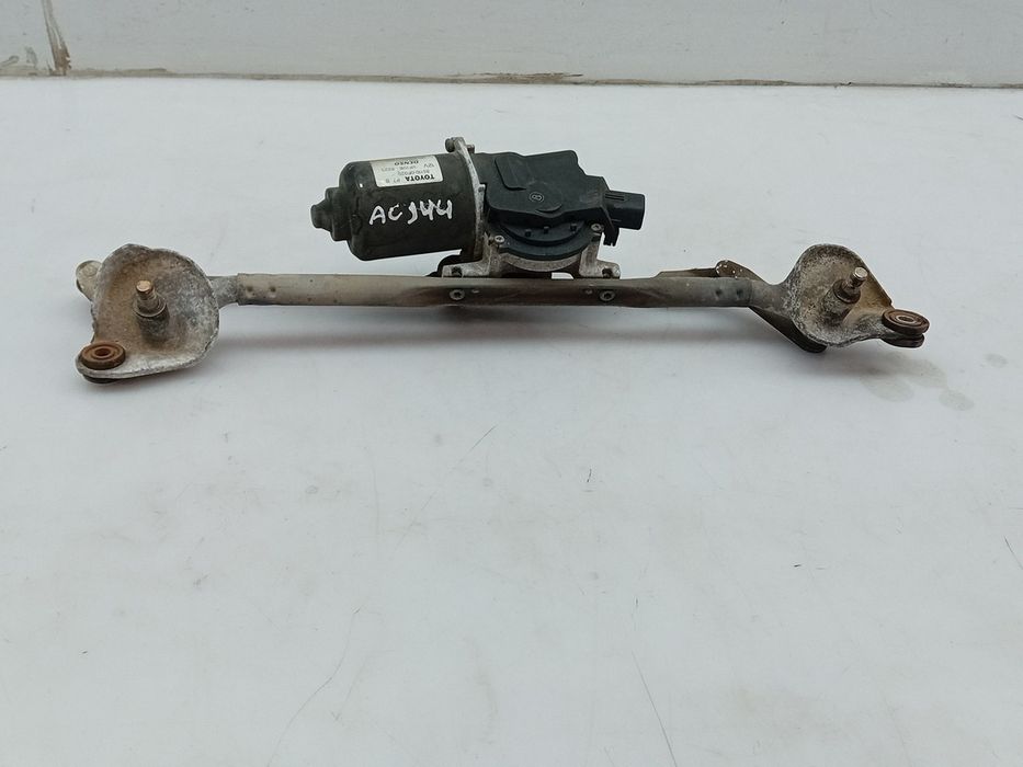 Motor limpa vidros frente TOYOTA Corolla Verso (ZER_, ZZE12_, R1_)
