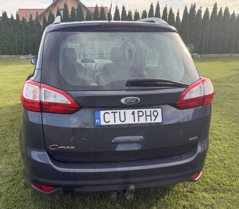 Samochod. Ford C Max 2012
