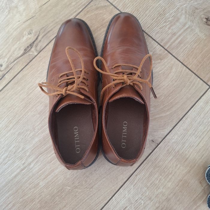 Buty I komunia eleganckie
