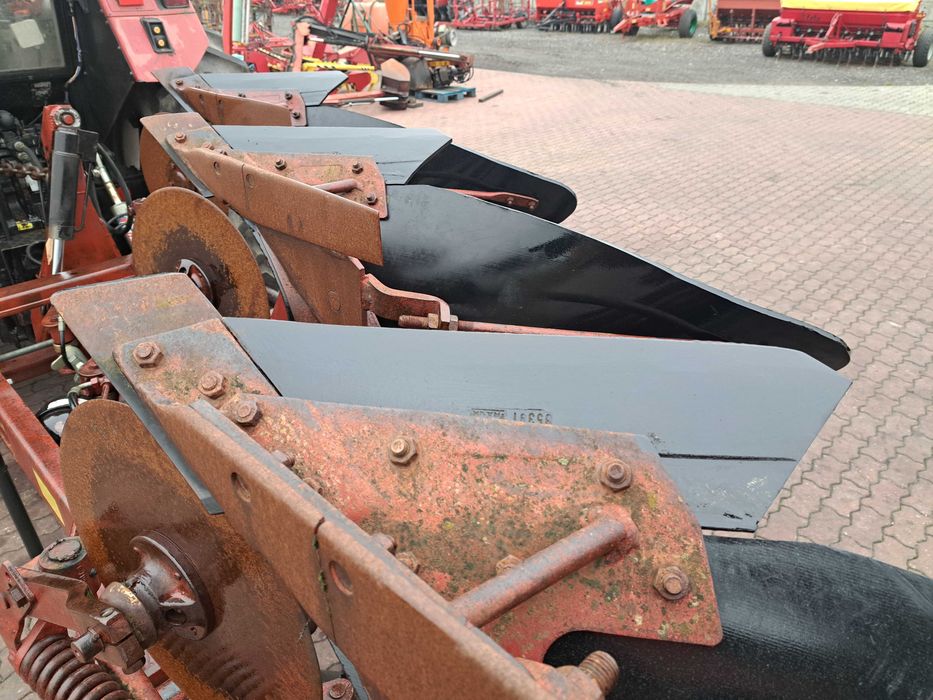 Plugi obrotowe trzy skibowe Overum Kverneland