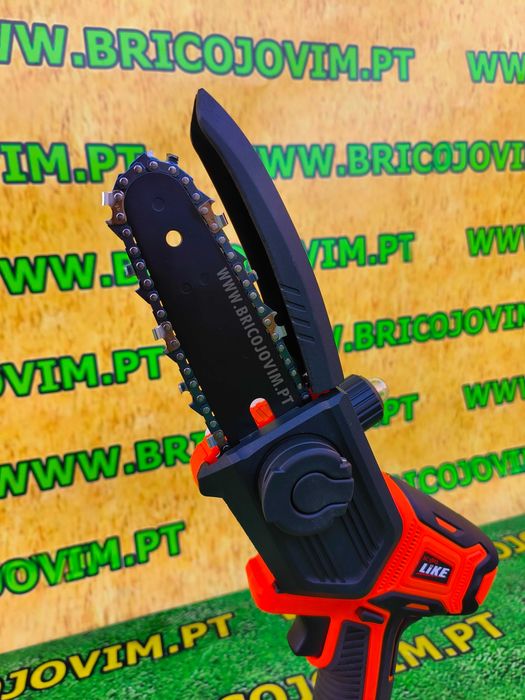 Serra Elétrica de Mão LIKE - 2 Baterias Lítio 4ah - Mala - NOVAS