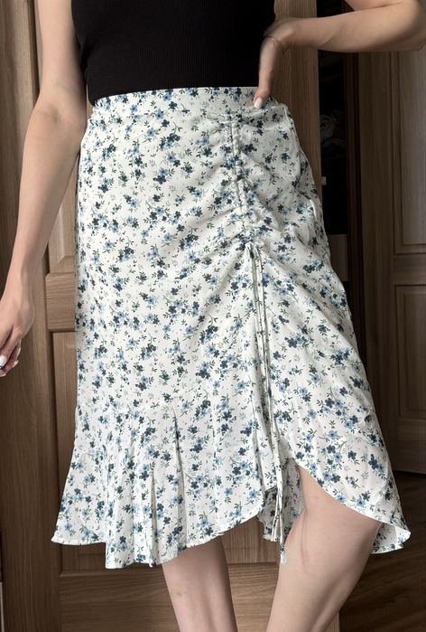 Спідниці літні. розмір м