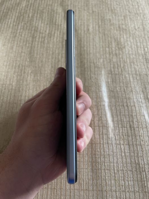 Продам Vivo Y33s — у дуже хорошому стані