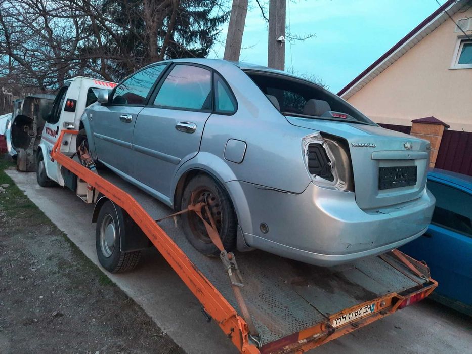 Детали кузова Chevrolet Aveo Tacuma Evanda Nubira Leganza Разборка