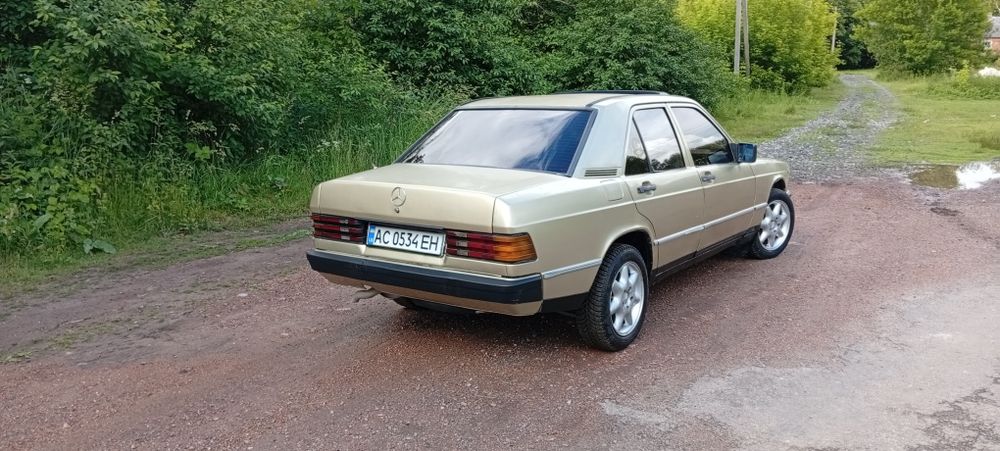 Продам Мерседес 190