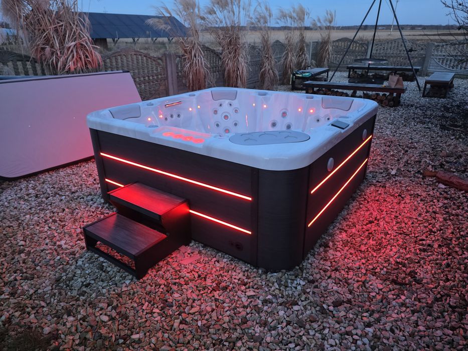 Jacuzzi Ogrodowe SPA 5 Osób | 63 Dysze | Bluetooth | LED | Raty 0%