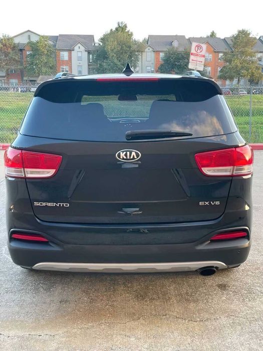 Kia Sorento EX V6      2018