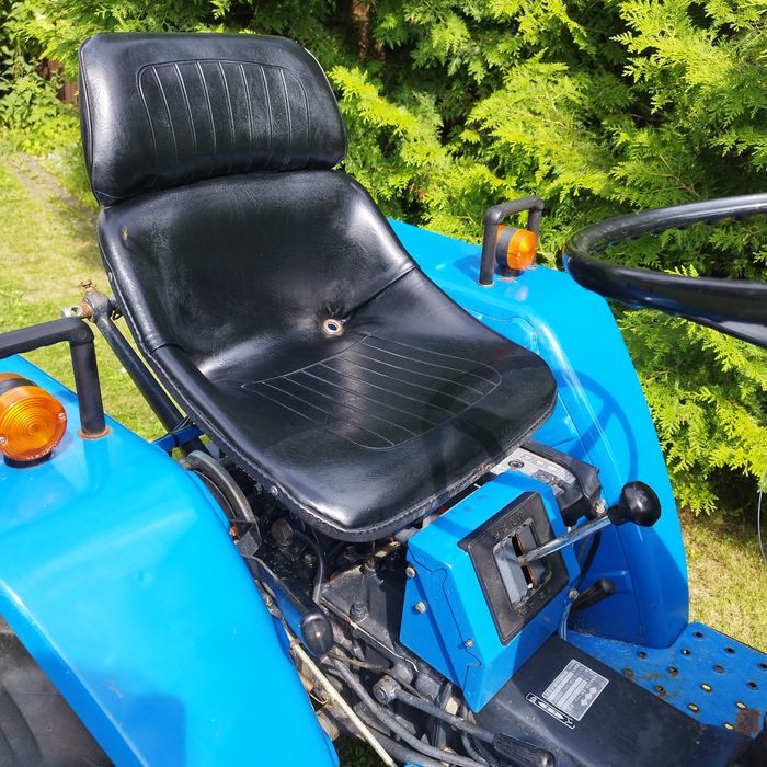 Iseki TU1400D – zadbany kompaktowy ciągnik ciągniczek traktorek | 4x4 | 584 mth | Stan bardzo dobry