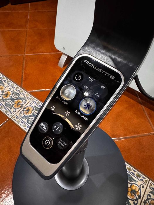 Ventoinha de Pé Rowenta Turbo Silence Extreme 70W - Como Nova