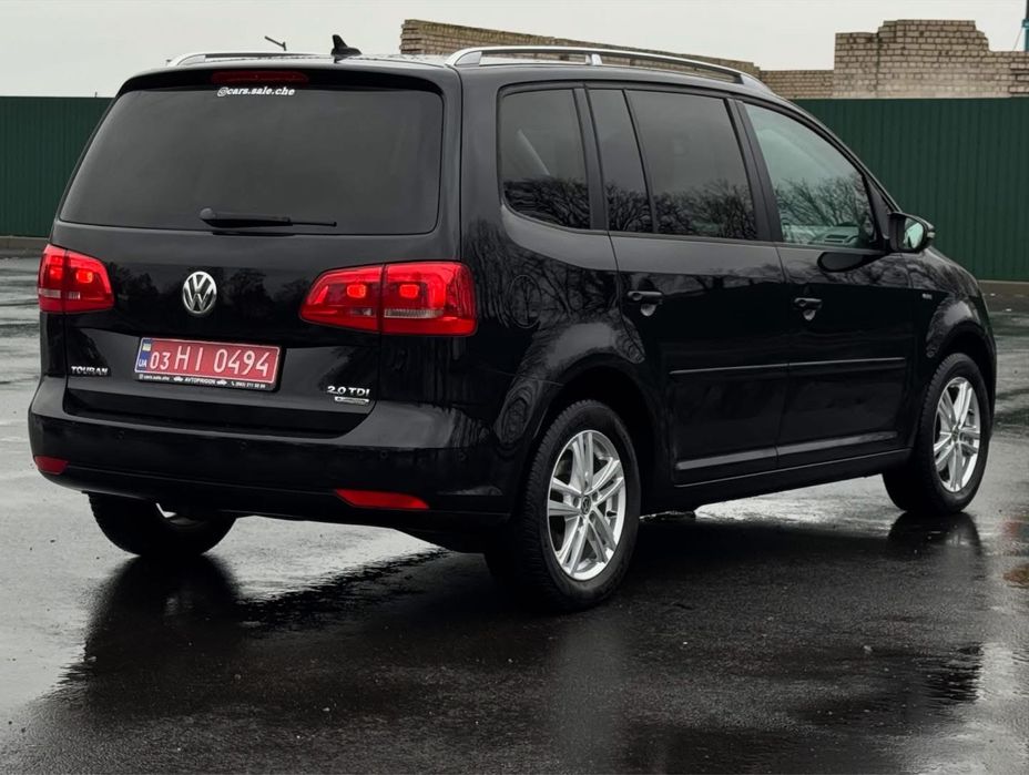 Volkswagen Touran 2.0 Дизель 2014 рік