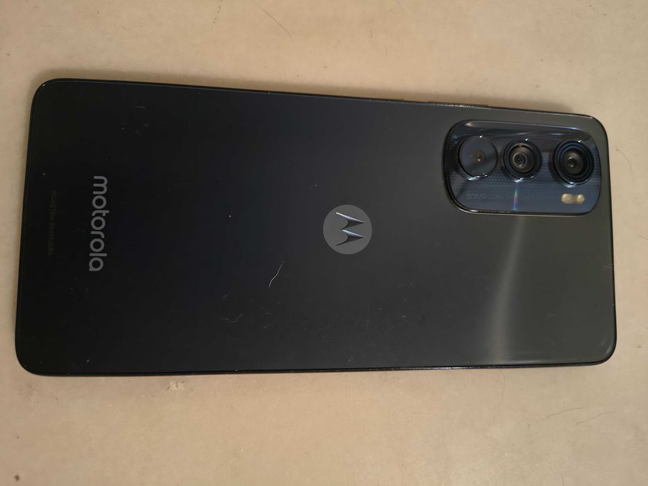 Motorola Edge 30 8GB RAM 256GB – Ótimo Estado