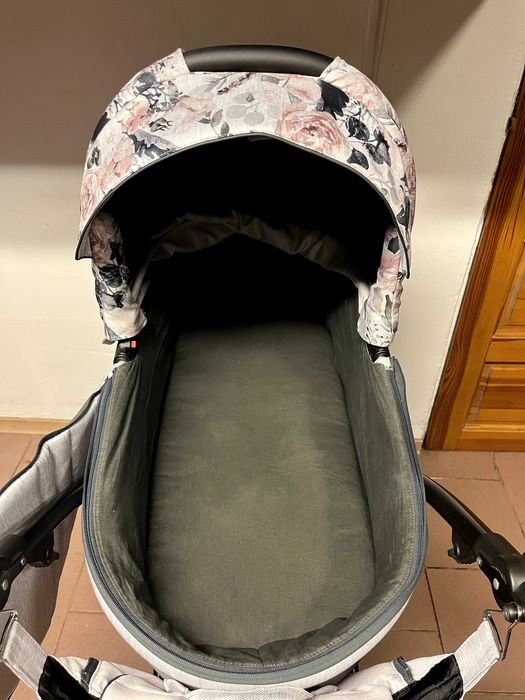 Wózek BEBETTO TORINO  2w1 / 3w1 / 4w1 z baza Isofix KWIATY