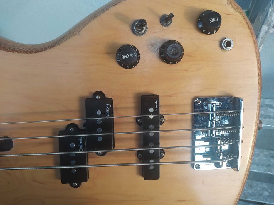 Gitara basowa Aria Pro 2 Korea