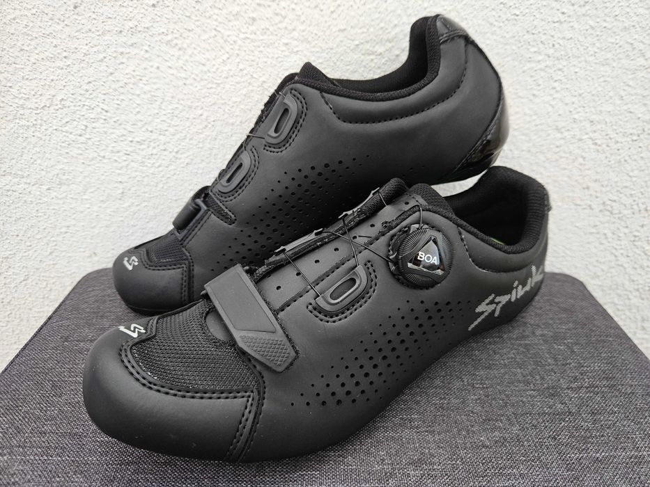 Sapatos Spiuk Caray T.43 *novos*