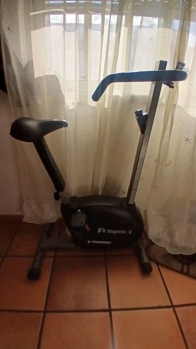 Bicicleta de ginásio