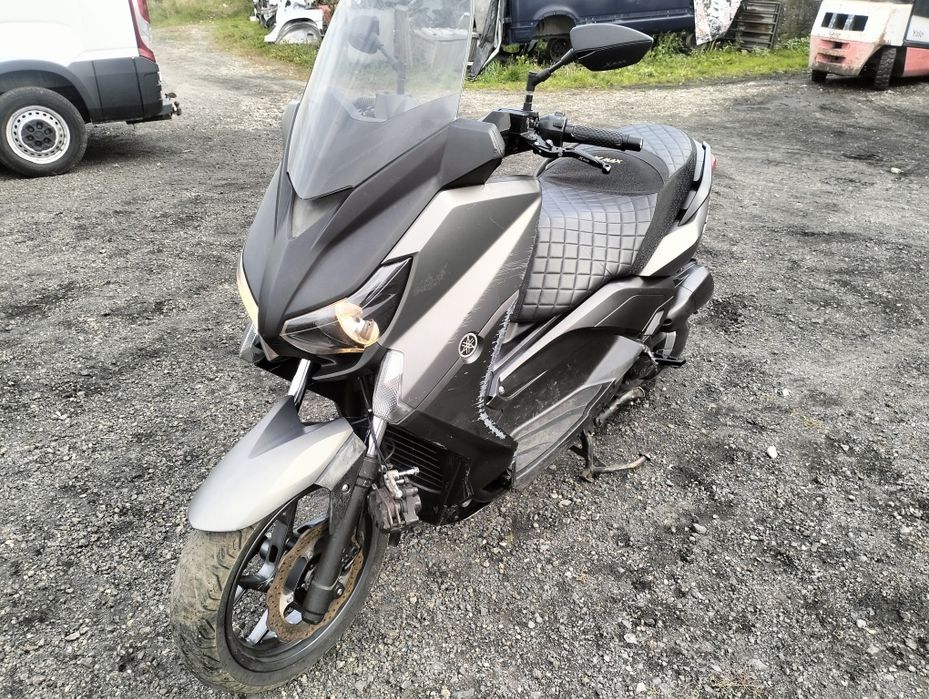 Skuter Yamaha xmax 2015