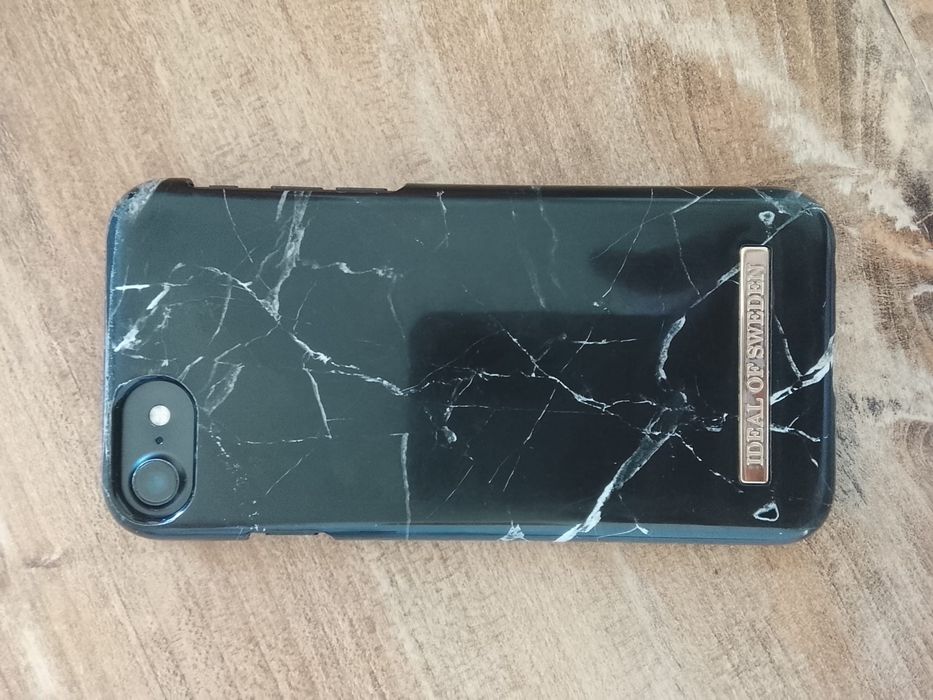 Sprzedam iphone 7 czarny