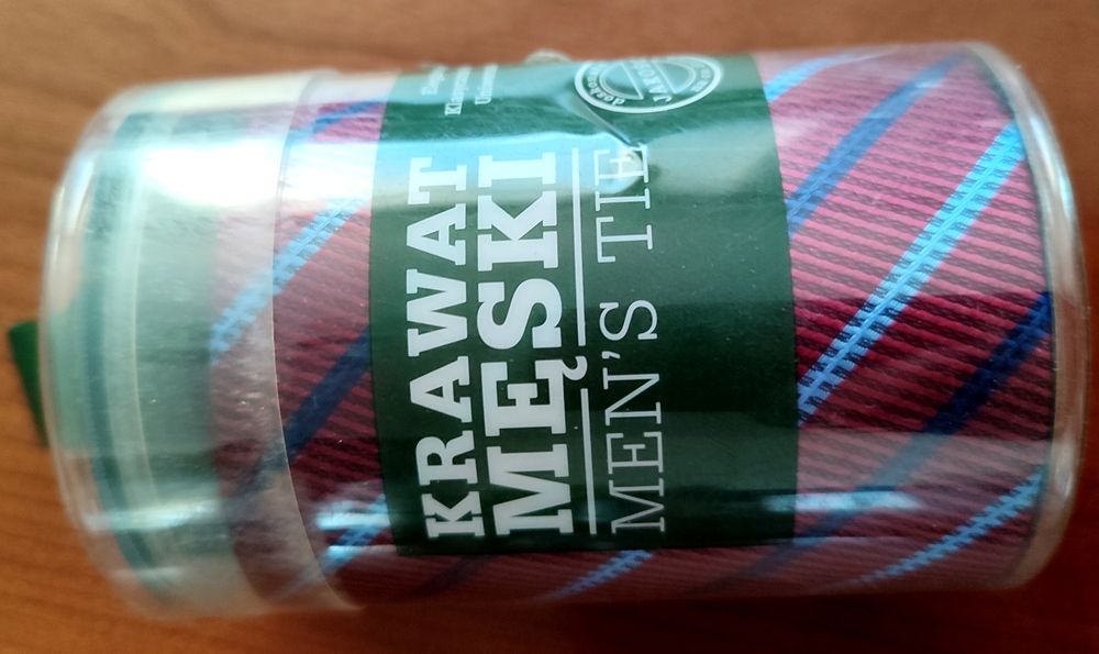 Nowy krawat w tubie. Odbiór osobisty