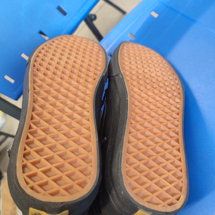 Кеди чорні Vans 39 розмір
