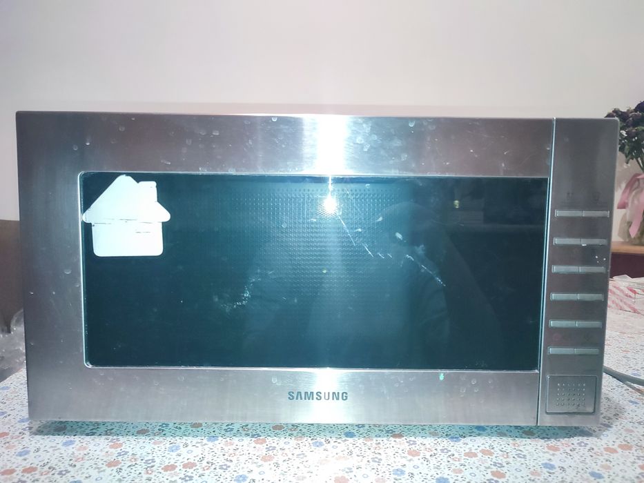 Мікрохвильова піч Самсунг