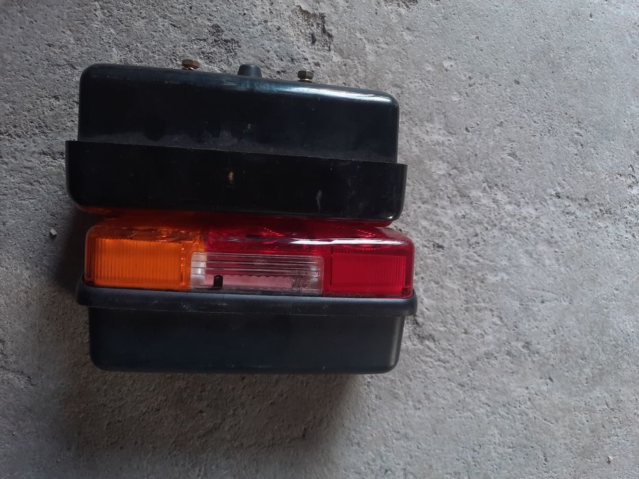 Luzes trazeiras de reboque